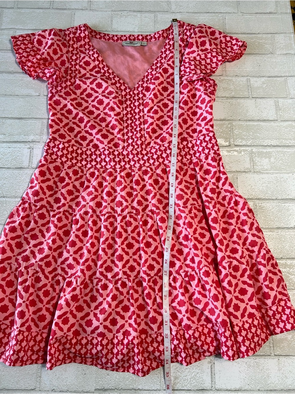 Vineyard Vines Pink & Red Geometric V-Neck Dress Size Small Preppy Vacation - Picture 8 of 10